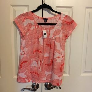 NWT Gap orange & white top